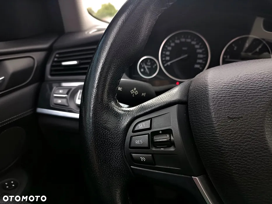 BMW X3 xDrive20d - 30