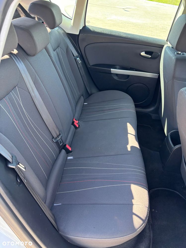 Seat Leon 1.6 TDI Ecomotive Reference - 11