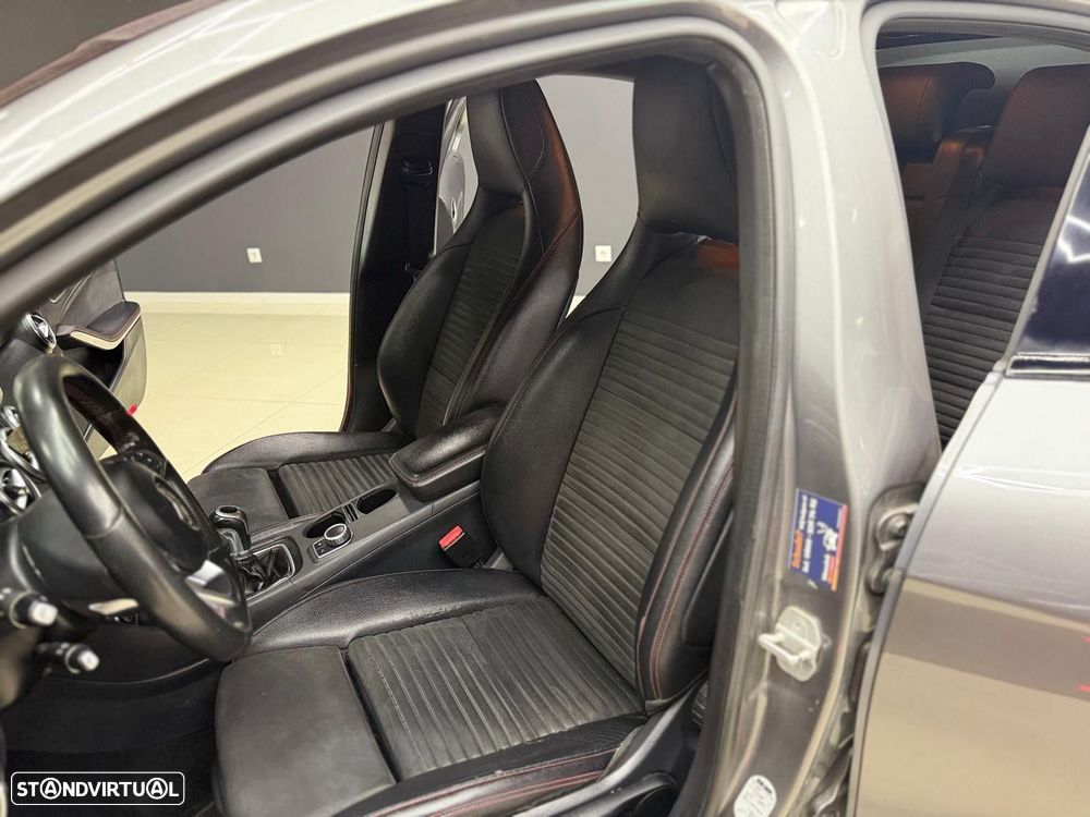 Mercedes-Benz A 180 d AMG Line - 19