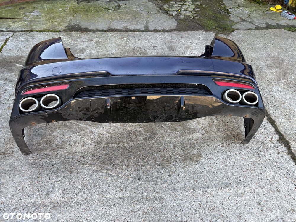 Zderzak tylny Kia Stinger gt 17+ PDC kompletny kolor. D9B - 3