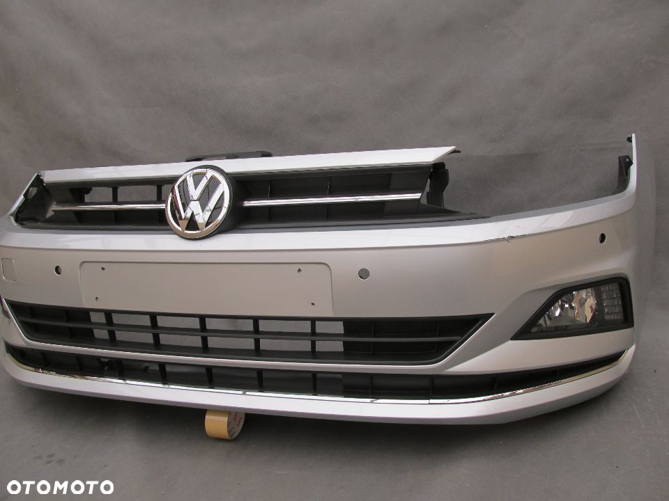 Zderzak przedni VW Polo 2G 17 - 22 Pdc-4  Lakier LA7W - 9