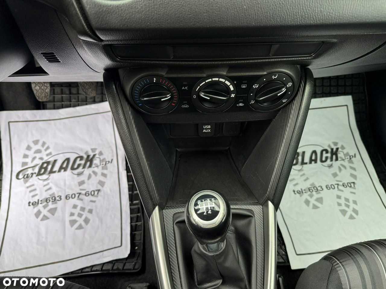 Mazda 2 - 13