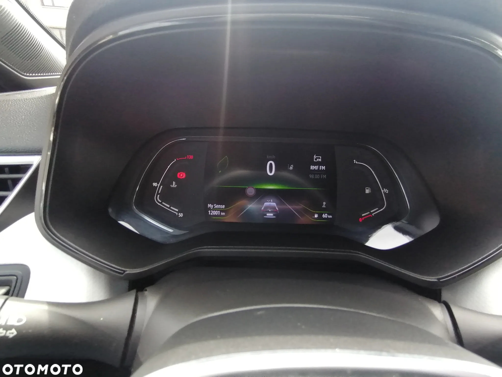Renault Clio TCe 90 TECHNO - 32