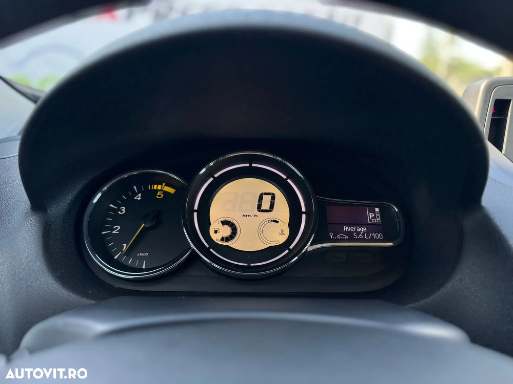 Renault Megane 1.5 dCi Sport Edition EDC - 10