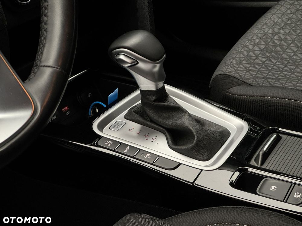 Kia Ceed 1.6 GDI PHEV L DCT - 11