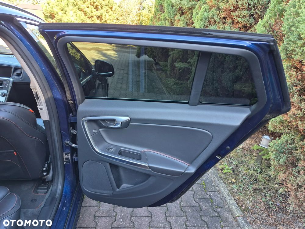 Volvo V60 D3 Drive-E Ocean Race - 22