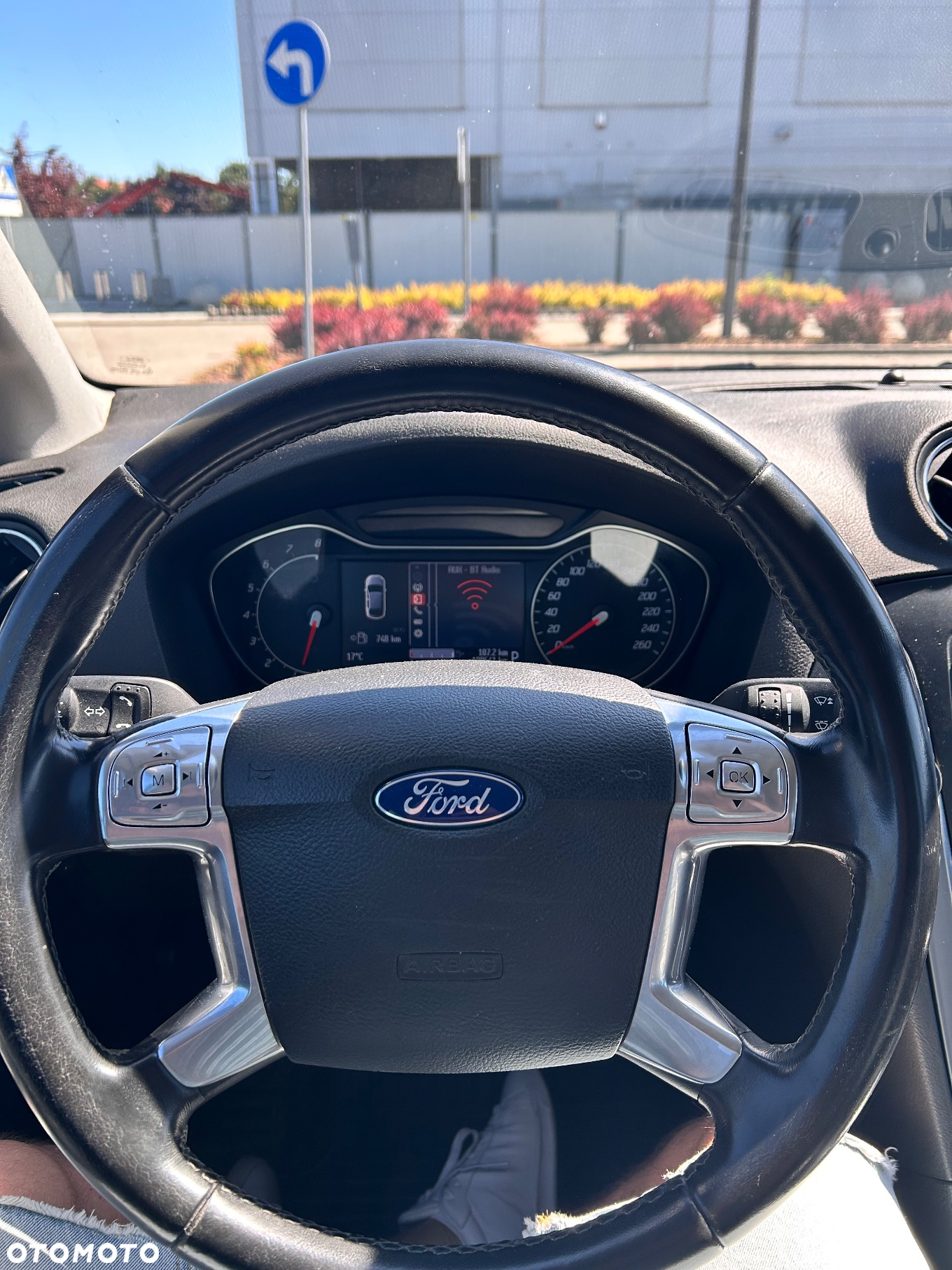 Ford Mondeo - 28