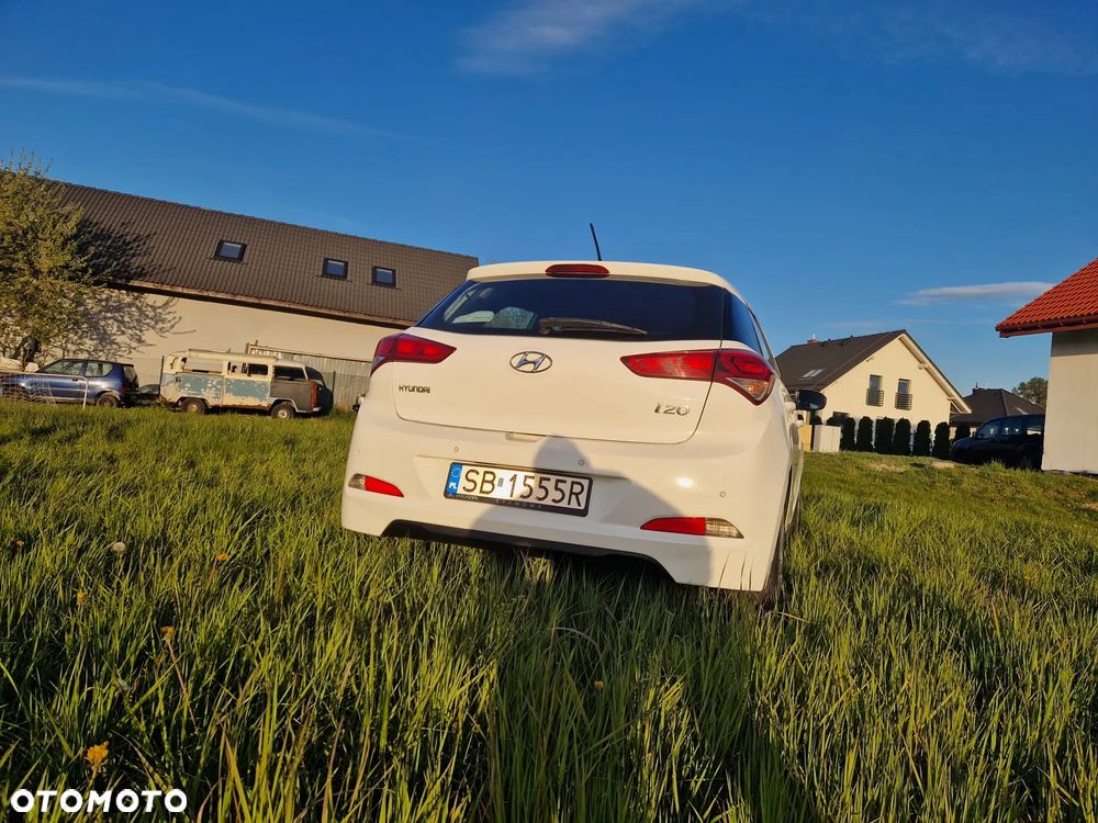 Hyundai i20 1.2 Elegant - 4