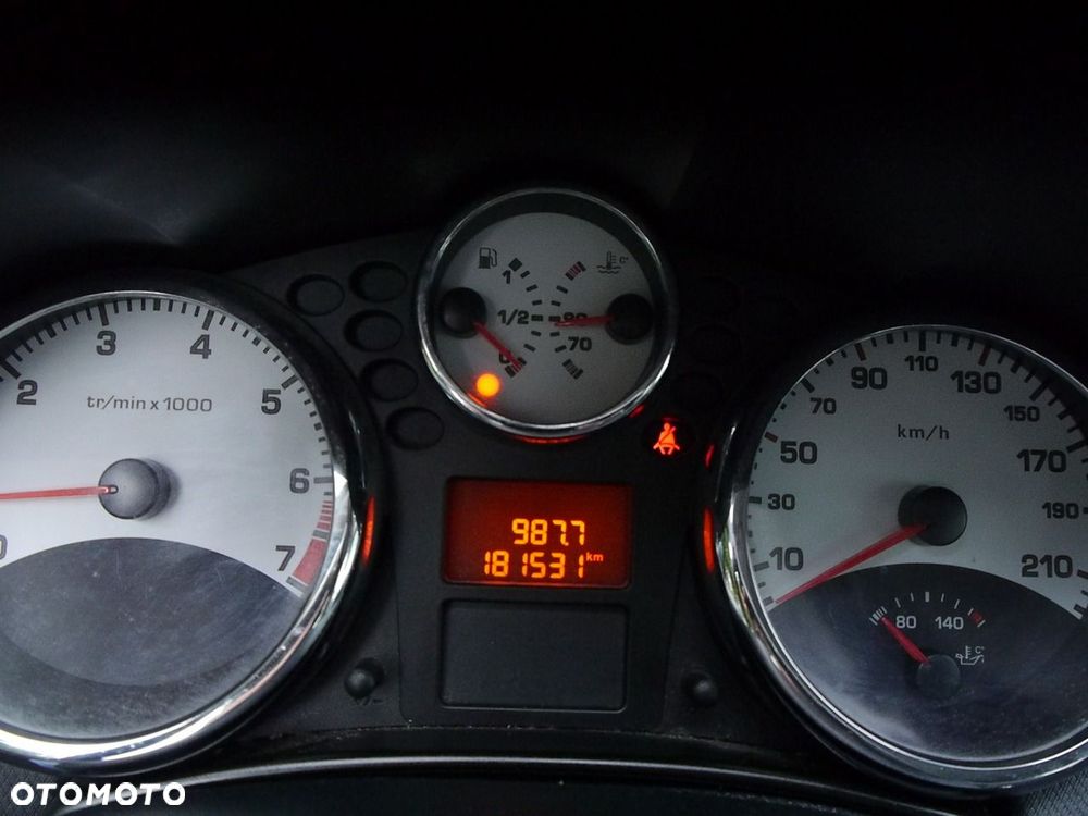 Peugeot 207 1.4 16V Trendy - 20