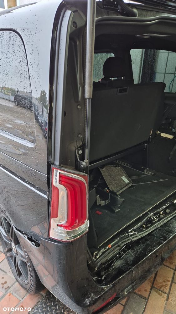 Mercedes-Benz Klasa V 300 d kompakt 9G-TRONIC Style - 22