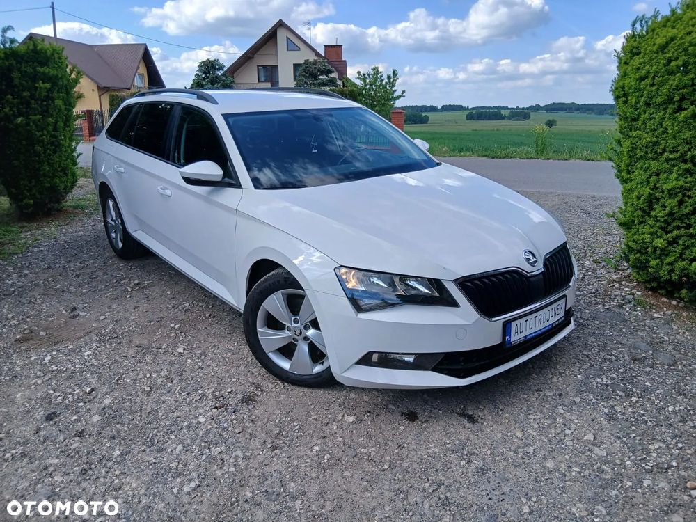 Skoda Superb 1.6 TDI Style - 1