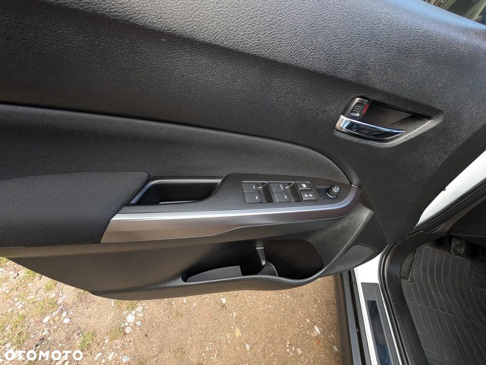 Suzuki Vitara 1.4 Boosterjet SHVS Premium 4WD - 17