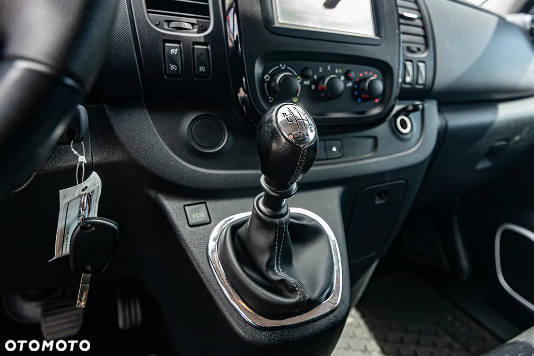 Opel Vivaro - 26