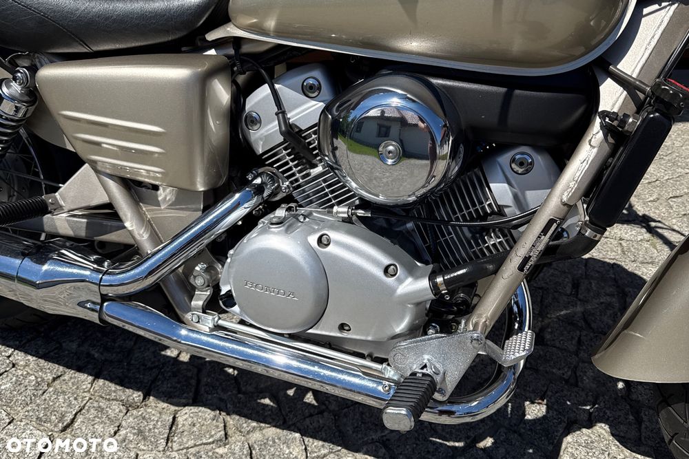 Honda Shadow - 7
