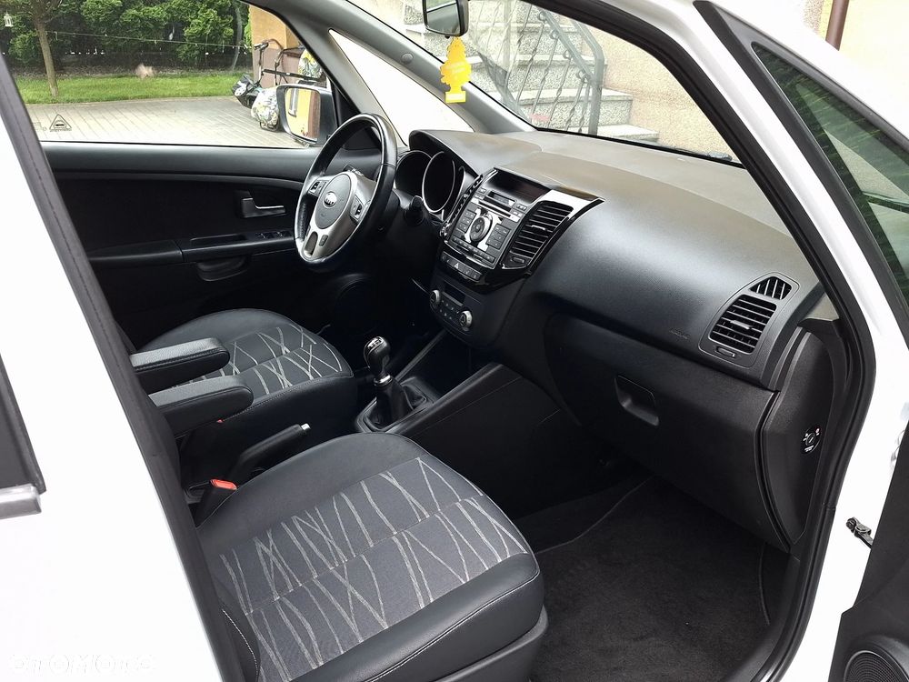 Kia Venga 1.6 CVVT Dream-Team Edition - 6
