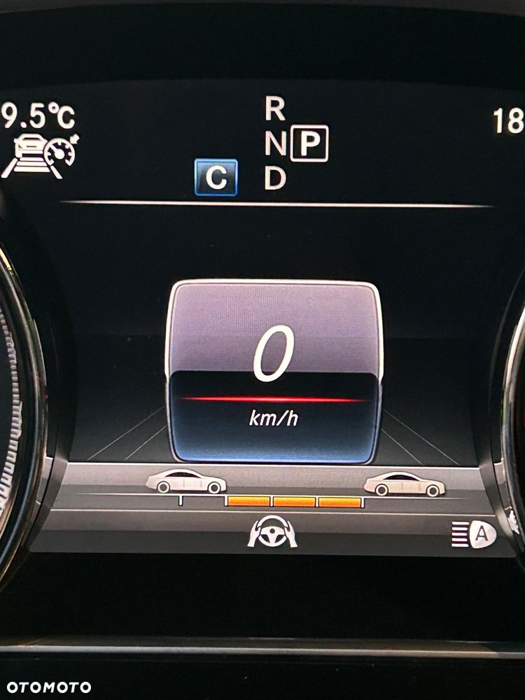 Mercedes-Benz Klasa E 220 d 9G-TRONIC - 17