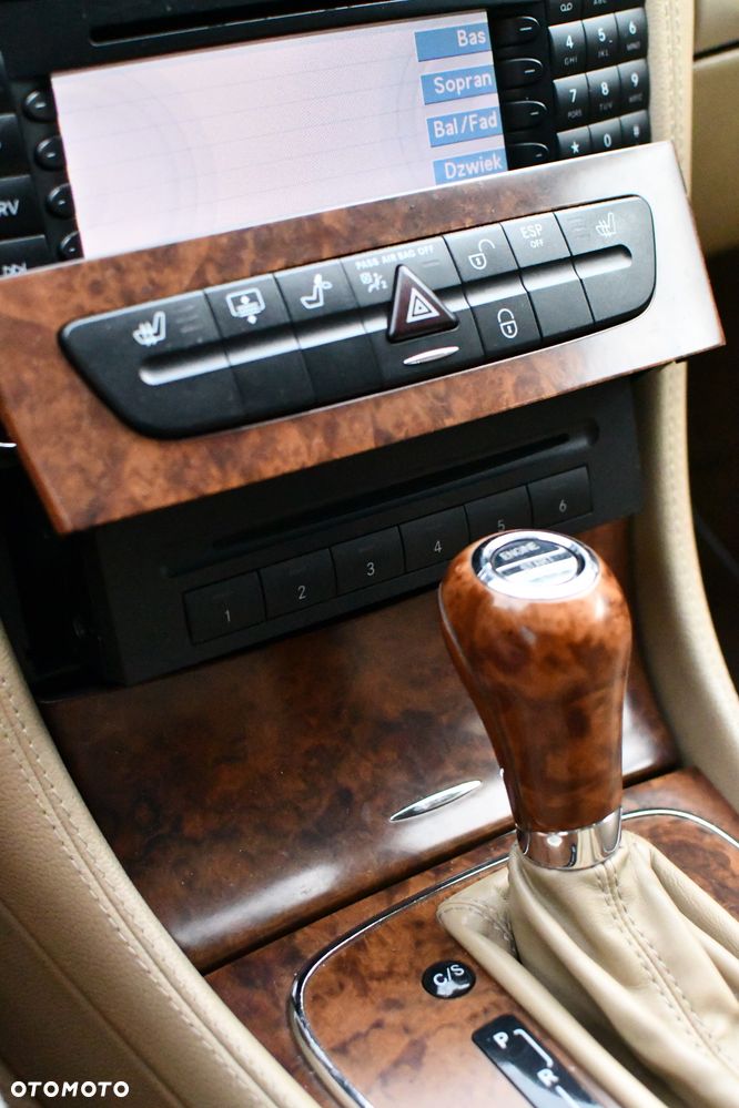 Mercedes-Benz CLS 500 - 24
