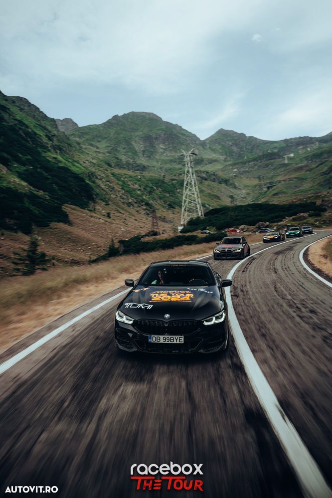 BMW Seria 8 - 5