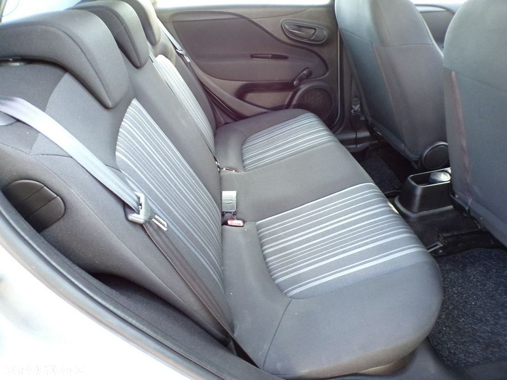 Fiat Punto Evo 1.2 8V Active - 24
