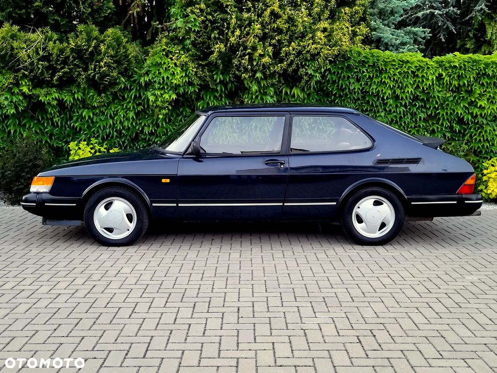 Saab 900 - 2