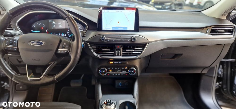Ford Focus 2.0 EcoBlue Titanium - 22