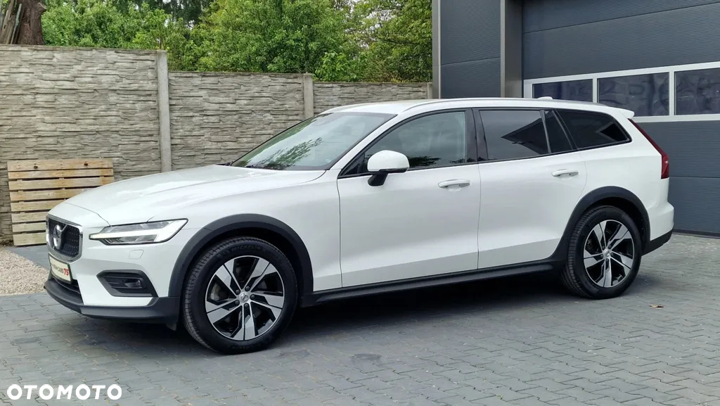 Volvo V60 Cross Country D4 AWD Geartronic - 11