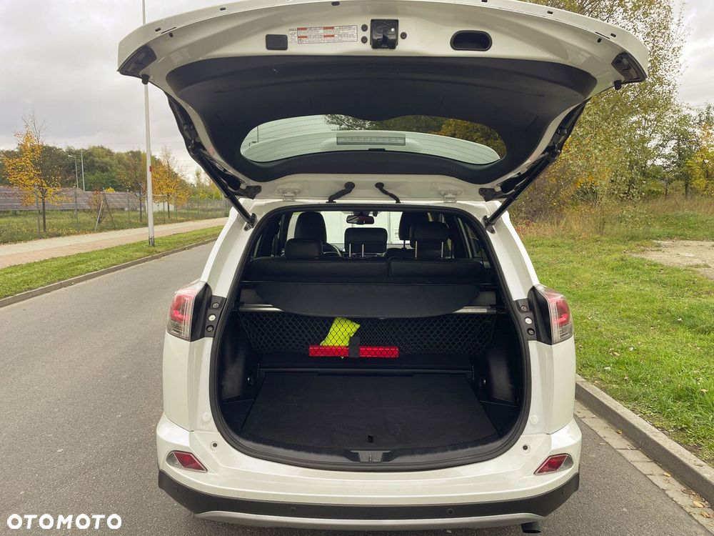 Toyota RAV4 Hybrid Prestige 4x4 - 11