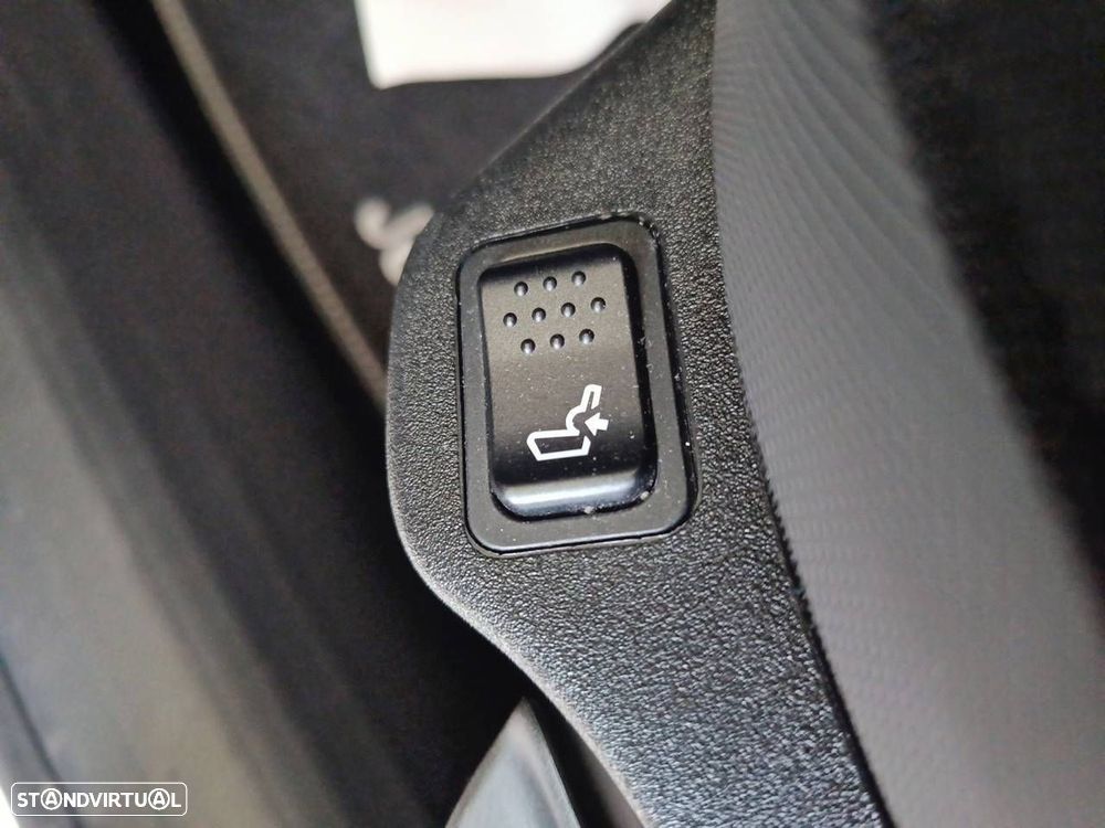 Jeep Renegade 1.0 T Limited - 13