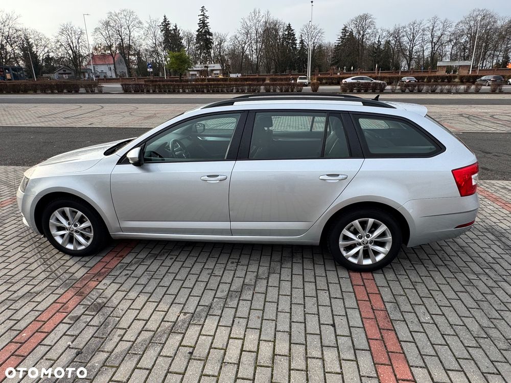Skoda Octavia 2.0 TDI SCR Ambition - 8