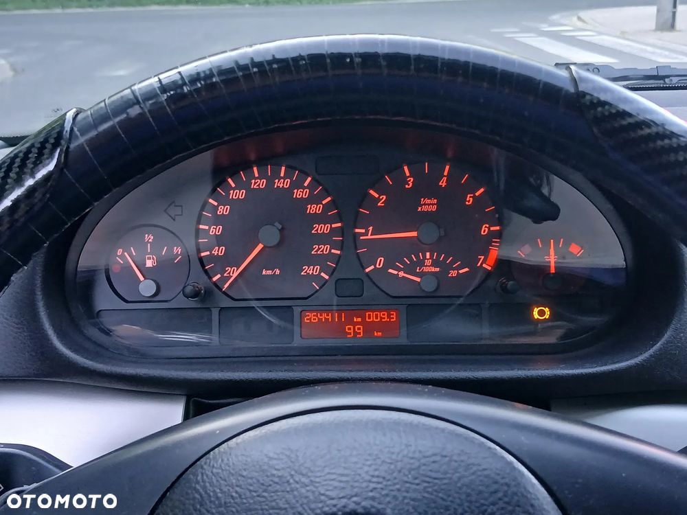 BMW Seria 3 318Ci - 17