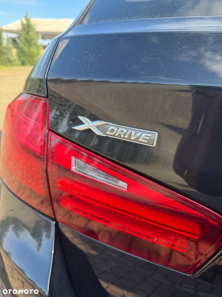 BMW Seria 5 525d xDrive Luxury Line - 8