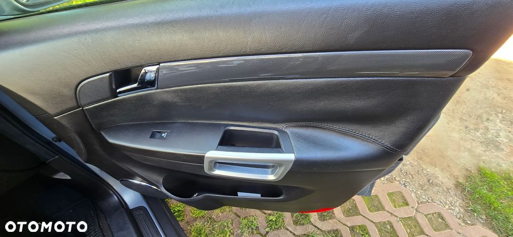 Opel Antara - 11