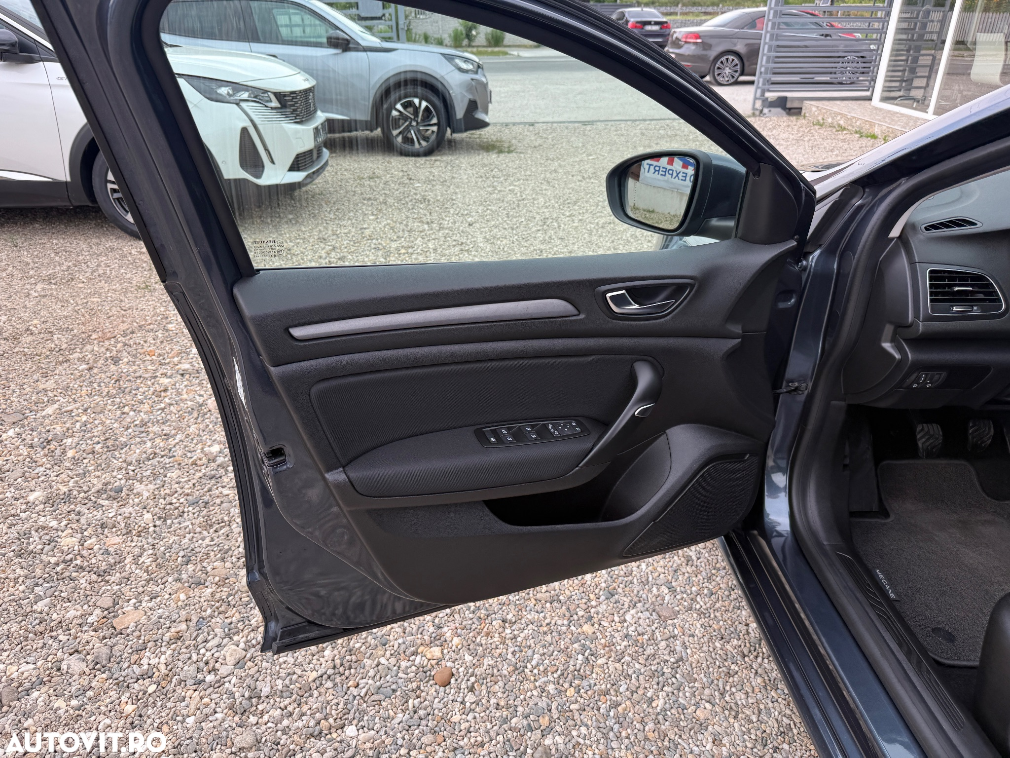 Renault Megane BLUE dCi 115 ZEN - 11