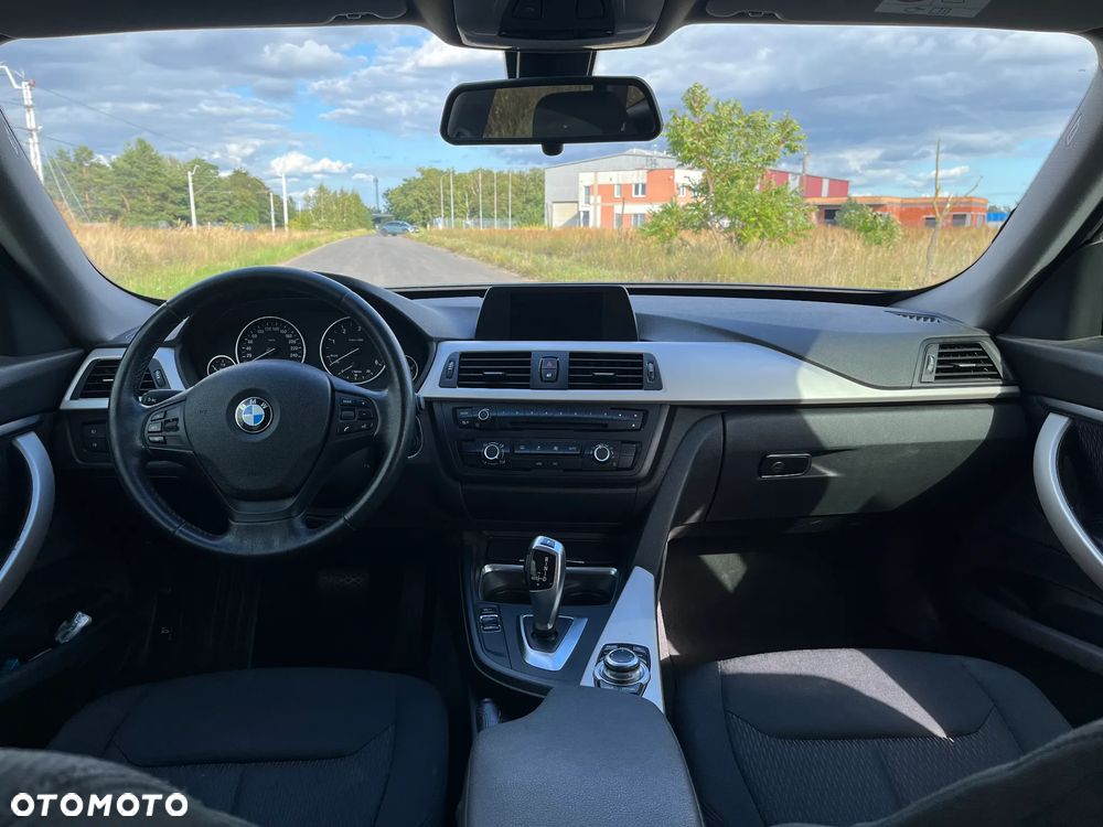 BMW 3GT 320d xDrive - 10