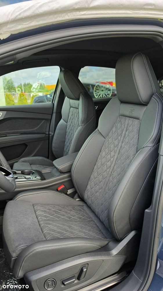 Audi Q4 Sportback e-tron - 8