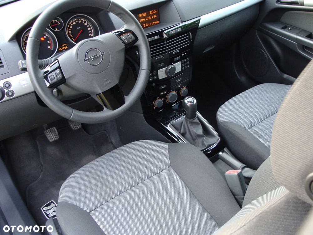 Opel Astra - 11