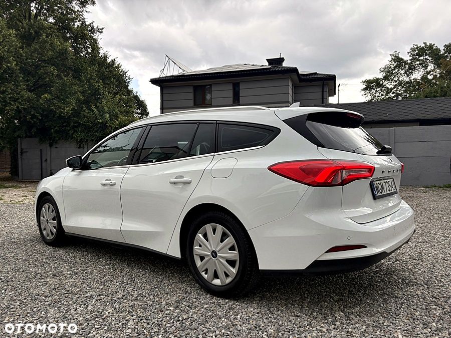 Ford Focus 1.5 EcoBlue Start-Stopp-System COOL&CONNECT - 6