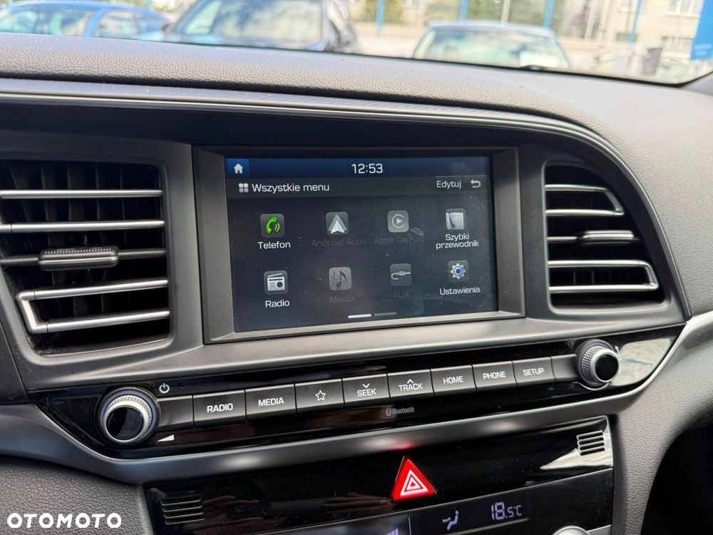 Hyundai Elantra 1.6 Comfort - 27