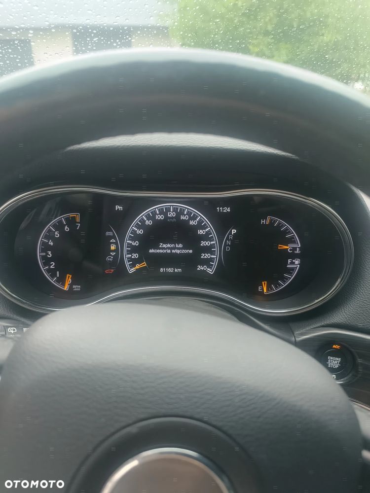 Jeep Grand Cherokee - 14