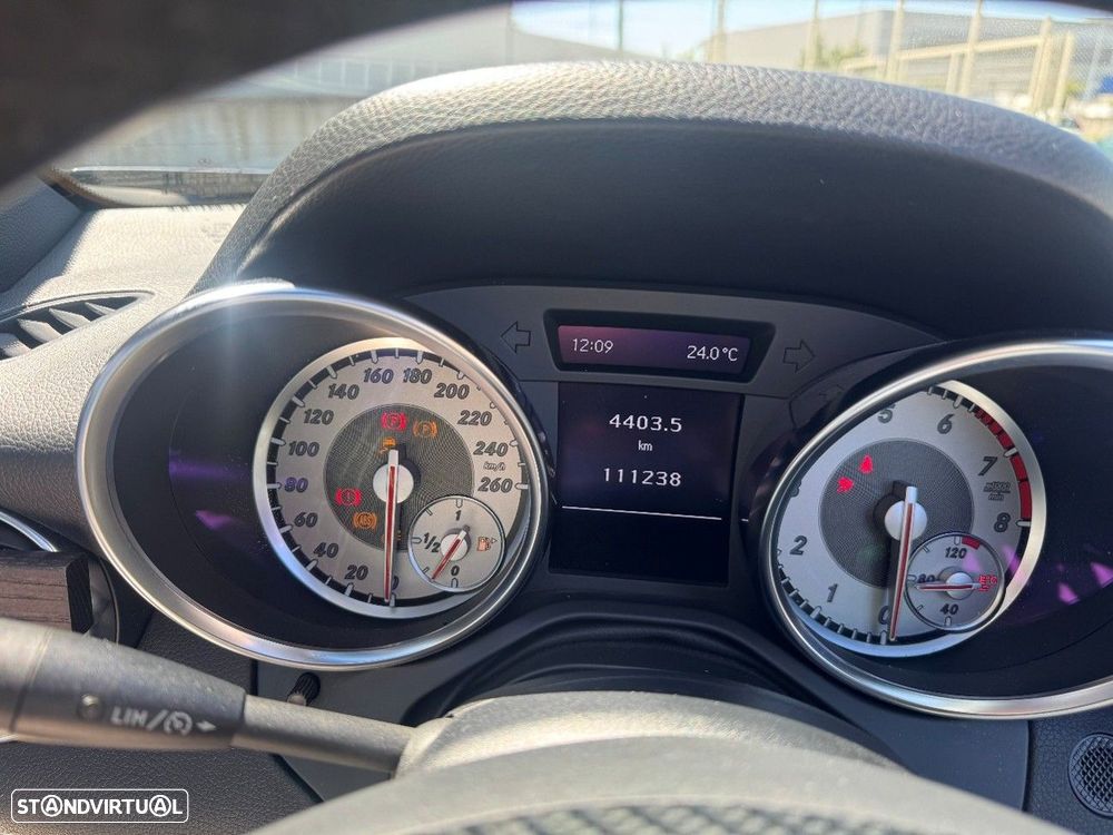 Mercedes-Benz SLK 200 (BlueEFFICIENCY) - 14
