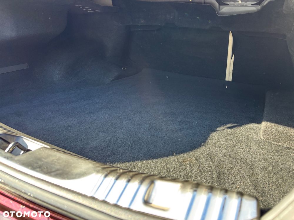 Jaguar XF 2.2 - 9