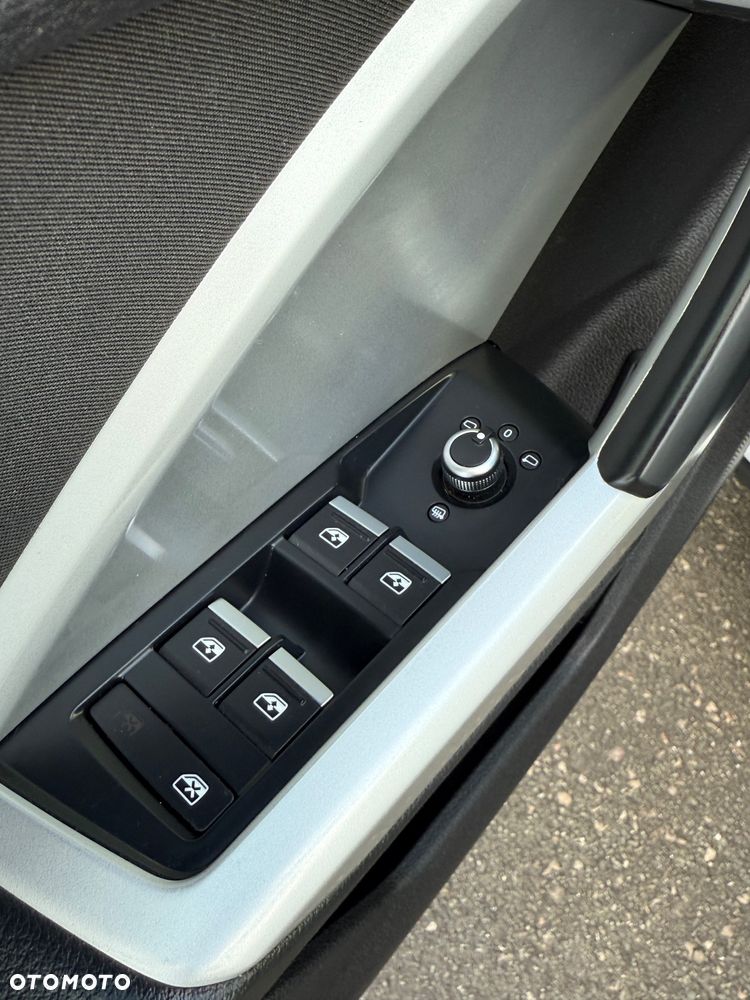 Audi Q3 Sportback 35 TFSI mHEV S tronic - 32
