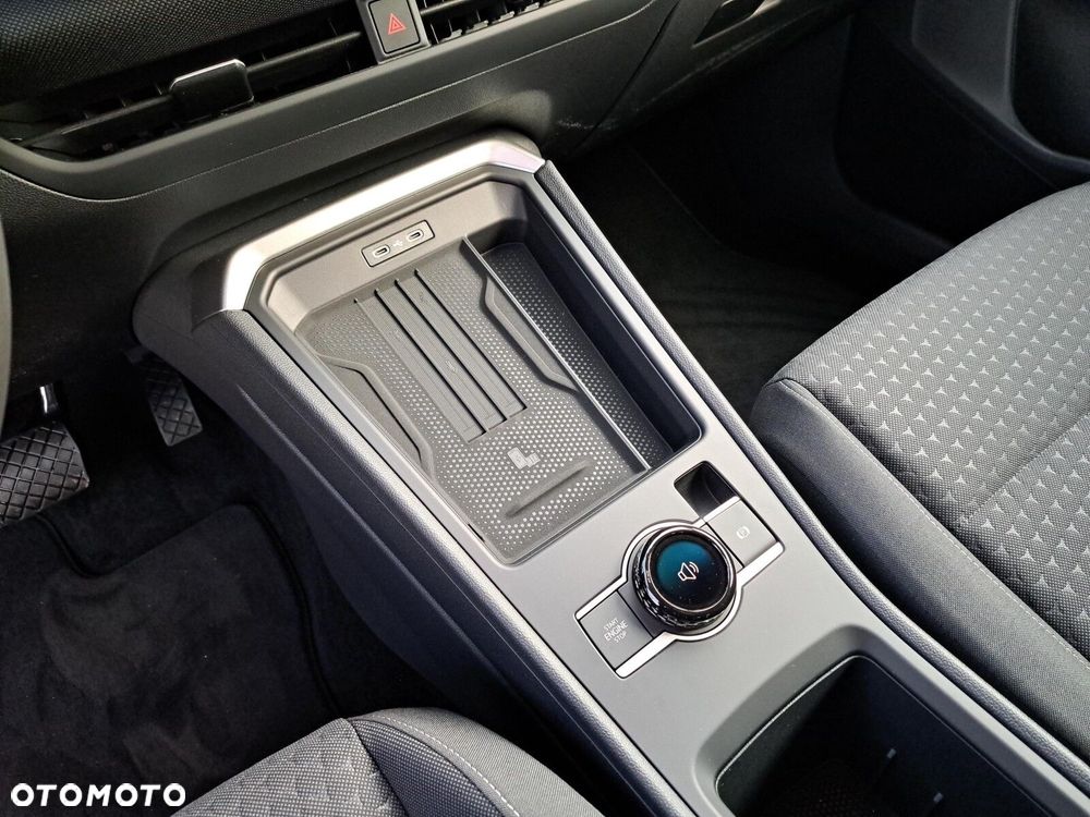 Volkswagen T-Roc 1.5 eTSI Life DSG - 26