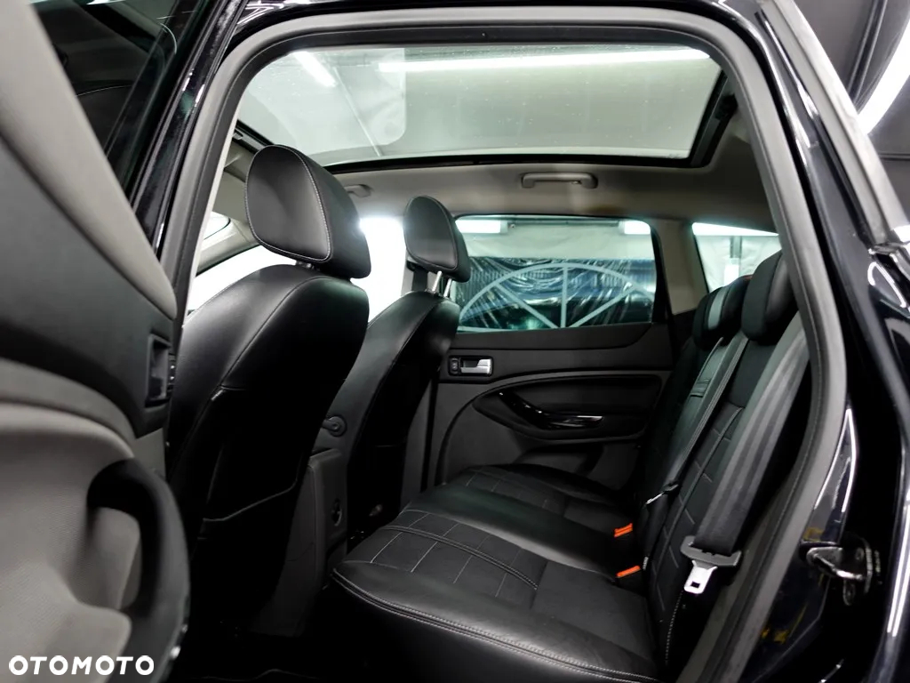 Ford Kuga 2.0 TDCi 4WD Titanium - 19