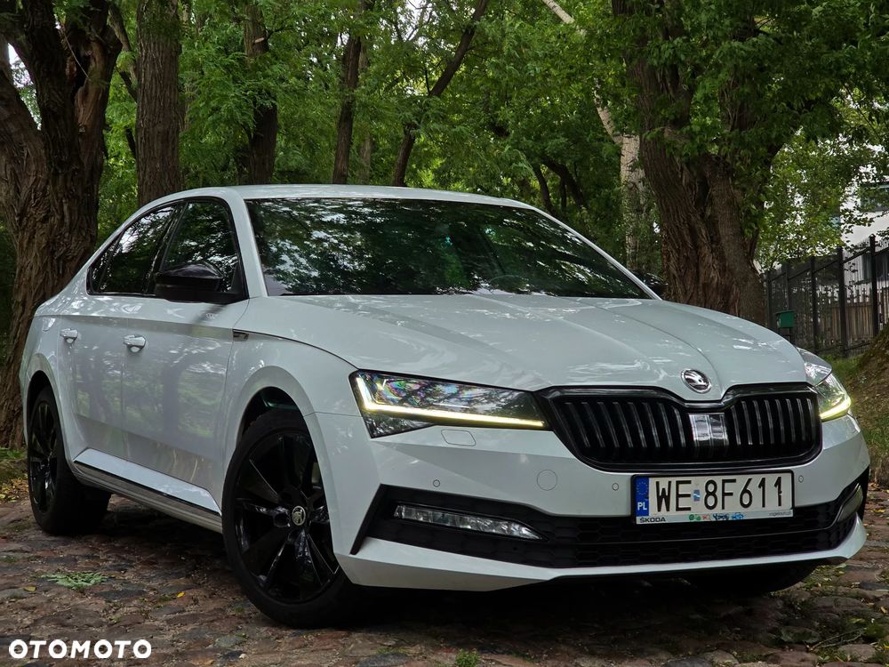 Skoda Superb 2.0 TDI SCR Sportline DSG - 1