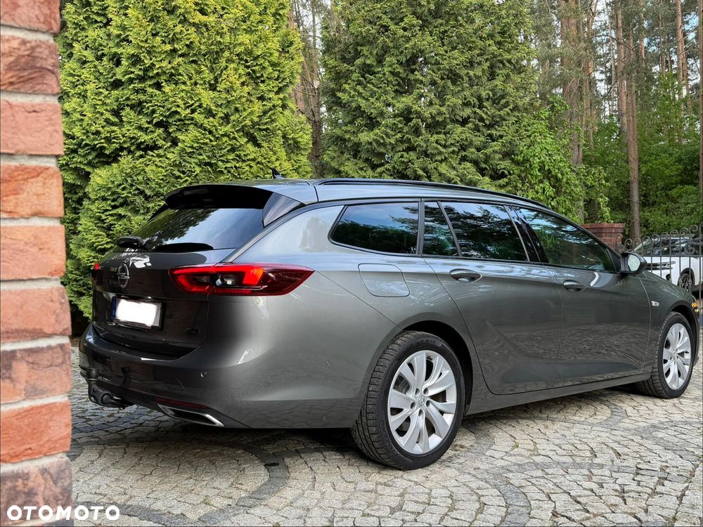Opel Insignia 2.0 BiTrb D 4x4 Automatik Exclusive - 4