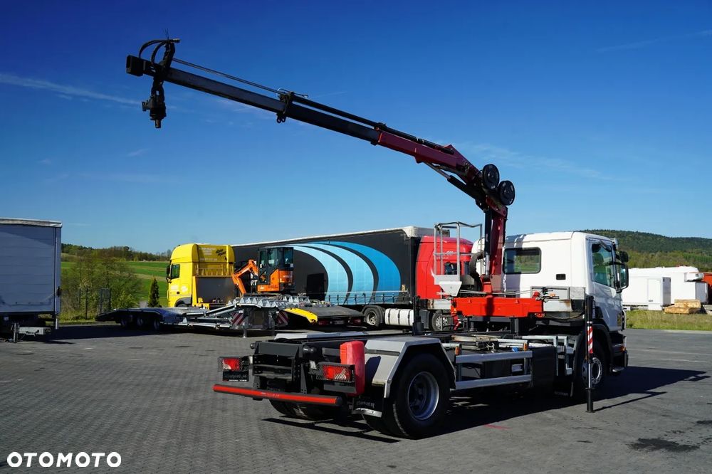 Scania P 250 / 4X2 / SIŁOWNIK DO WYWROTU /  + HDS HMF 635 K2 /  / MAX WYSÓW 7 M / STEROWANIE RADIOWE / ROTATOR /  EURO 6 - 6