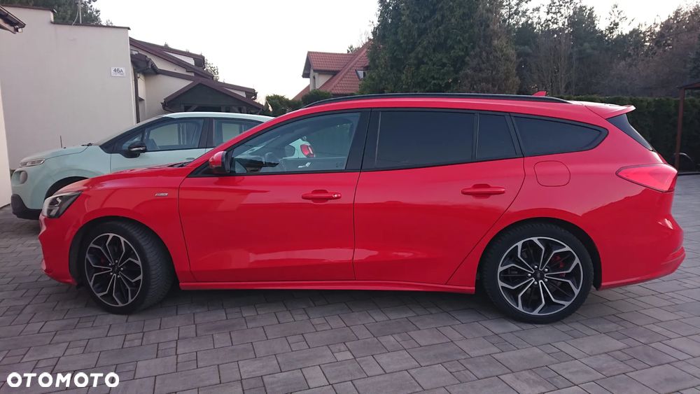 Ford Focus 1.5 EcoBoost ST-Line - 12