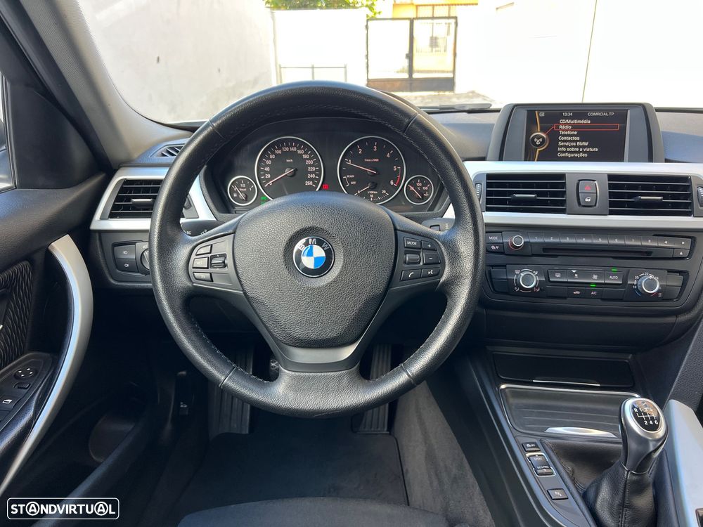 BMW 318 d Line Modern - 23