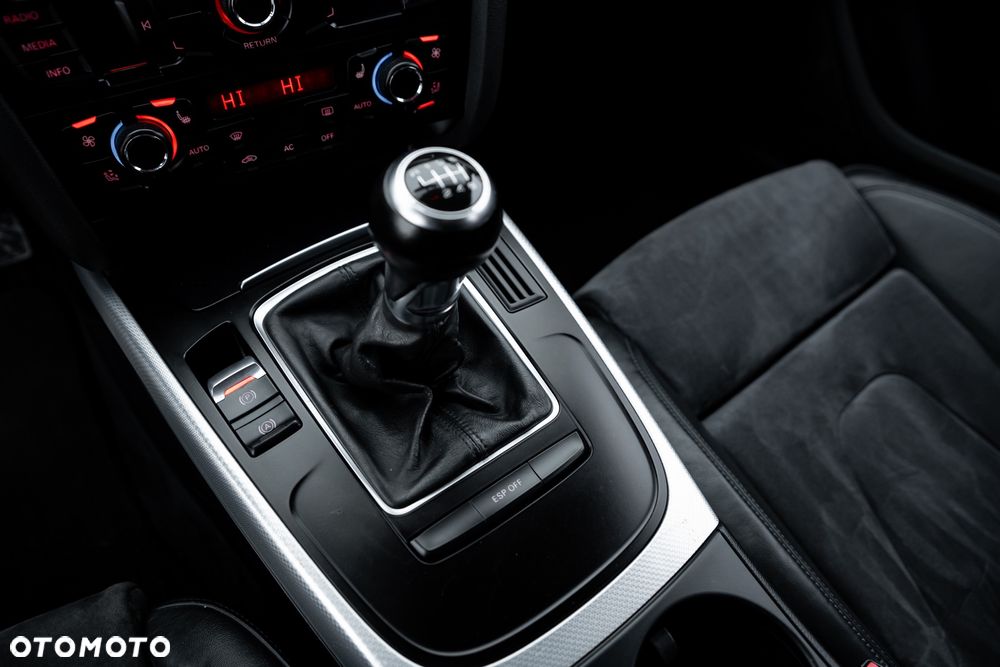 Audi A4 Avant 2.0 TFSI Quattro - 33